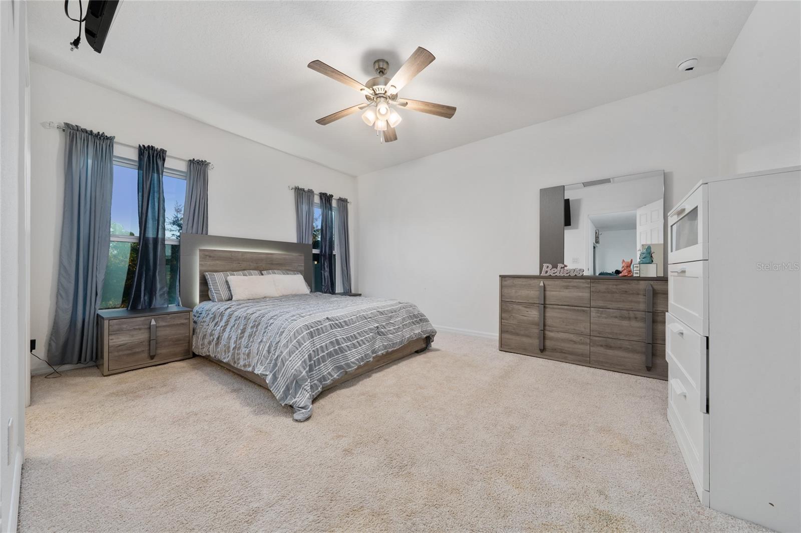 Image 10 of 41 For 669 Jupiter Beach Road