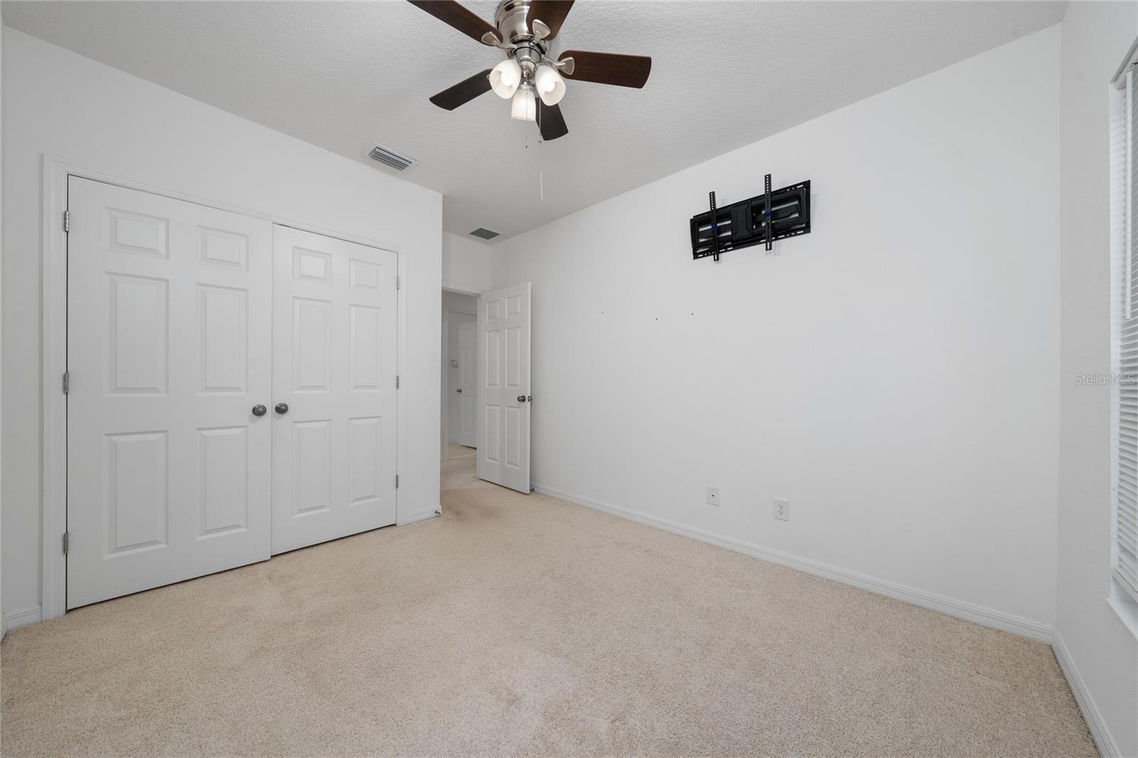 Image 19 of 41 For 669 Jupiter Beach Road