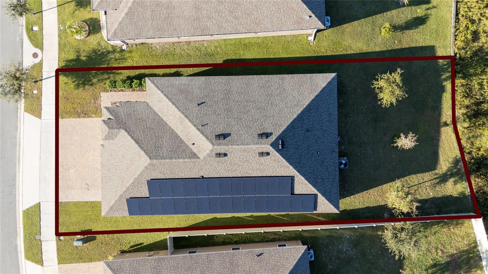 Image 29 of 41 For 669 Jupiter Beach Road