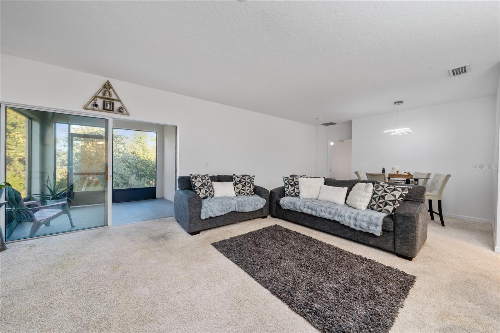 Image 5 of 41 For 669 Jupiter Beach Road