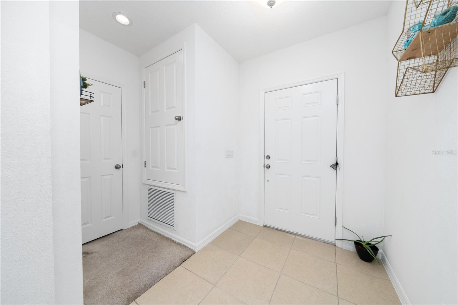 Image 9 of 41 For 669 Jupiter Beach Road