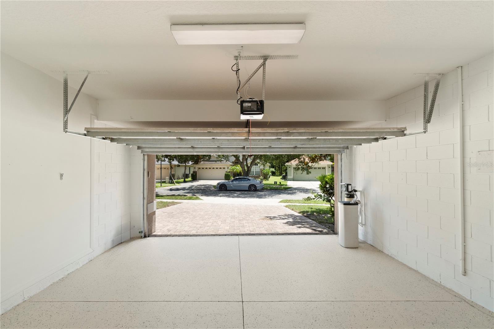 Image 4 of 37 For 10142 Serotina Court