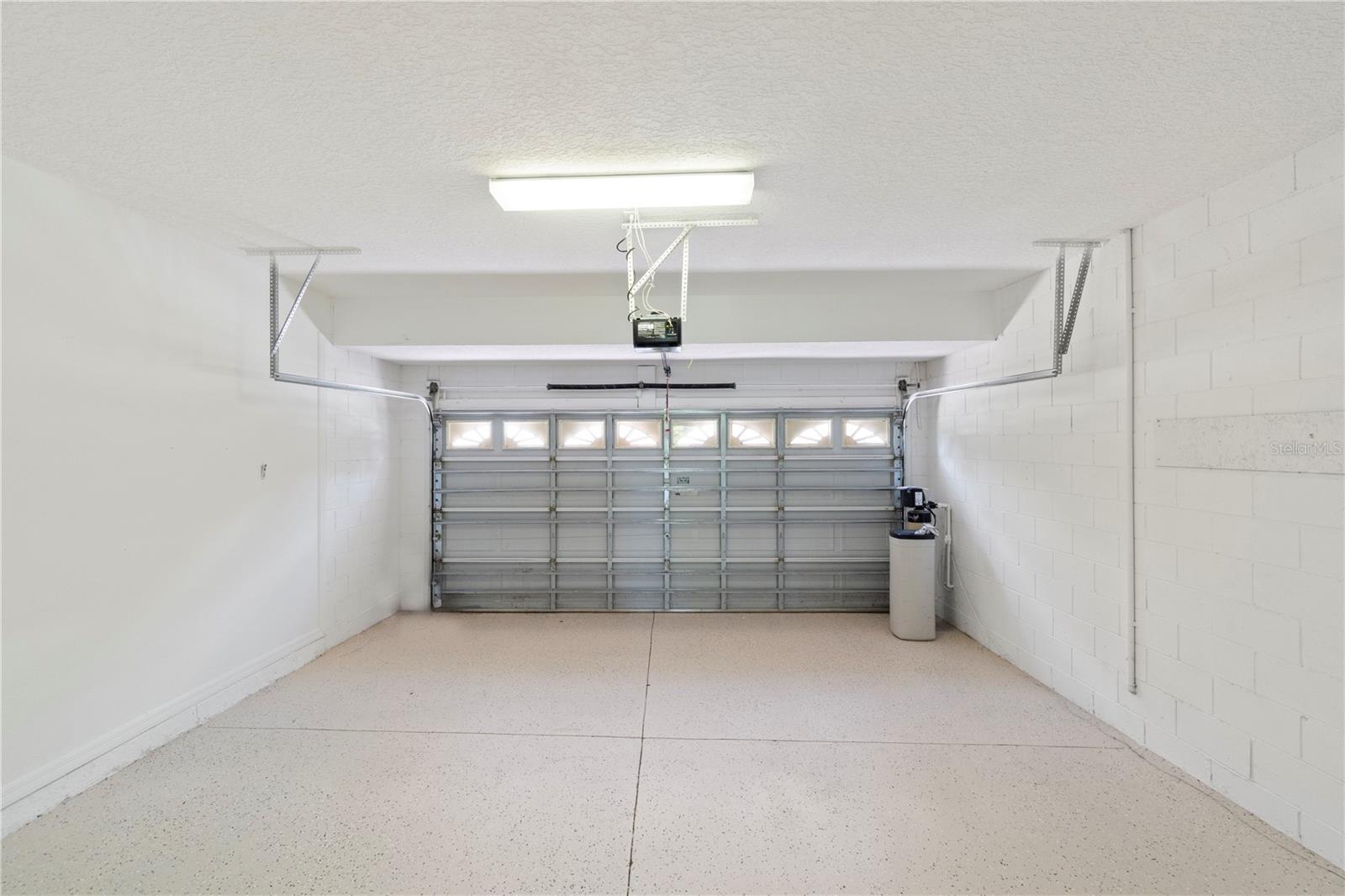 Image 5 of 37 For 10142 Serotina Court