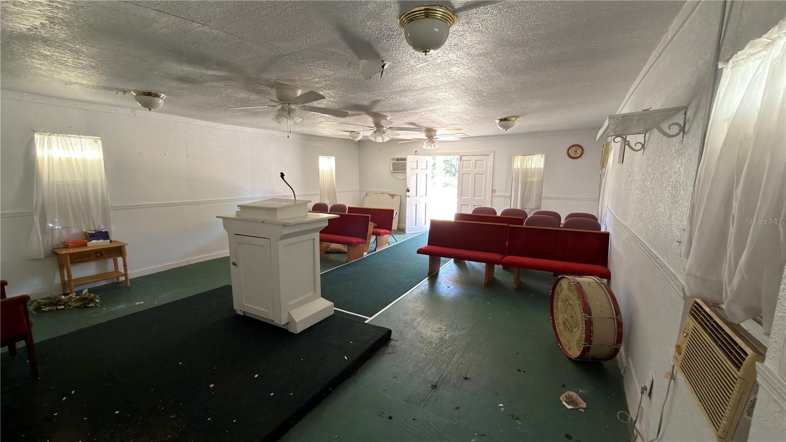 Image 15 of 18 For 1121 Adelle Avenue