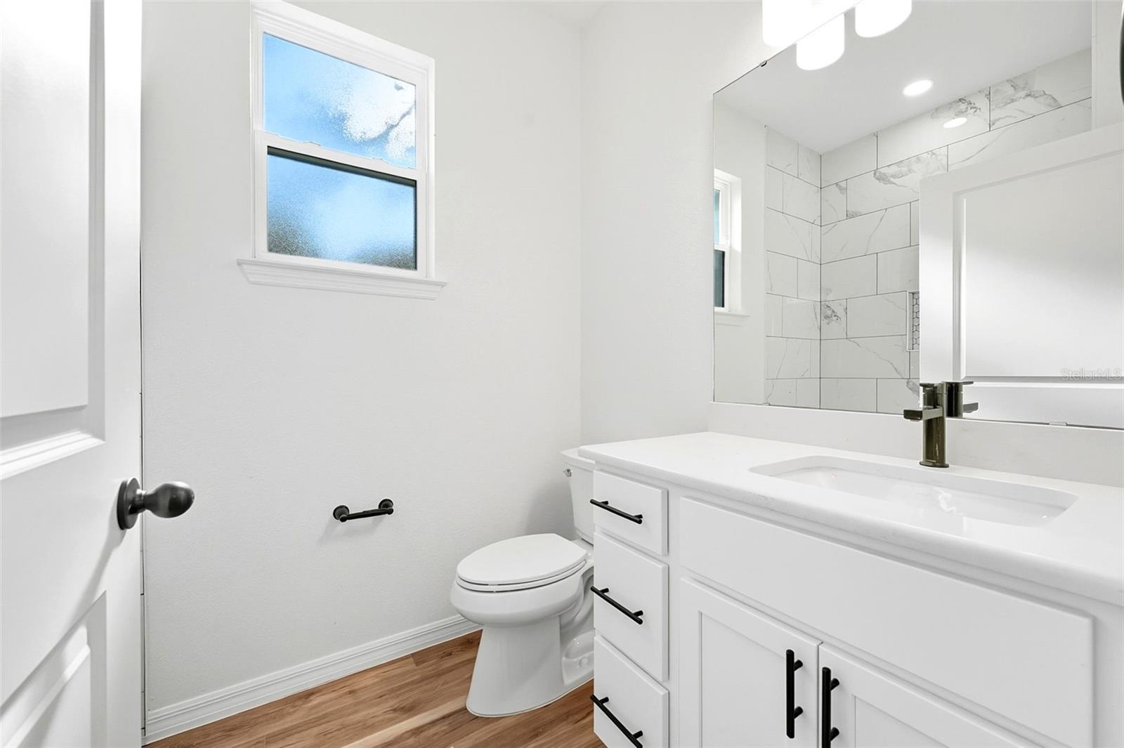 Image 15 of 15 For 115 Leon Street