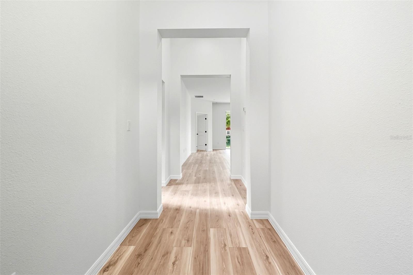 Image 3 of 15 For 115 Leon Street