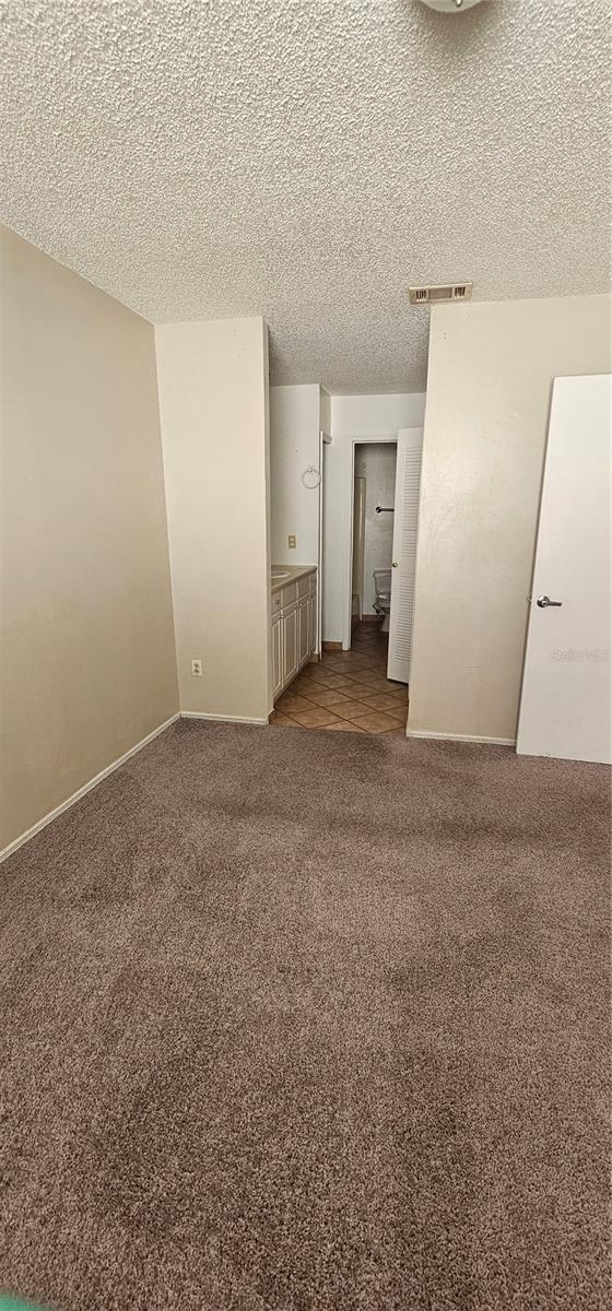 Image 4 of 14 For 805 Victoria Boulevard