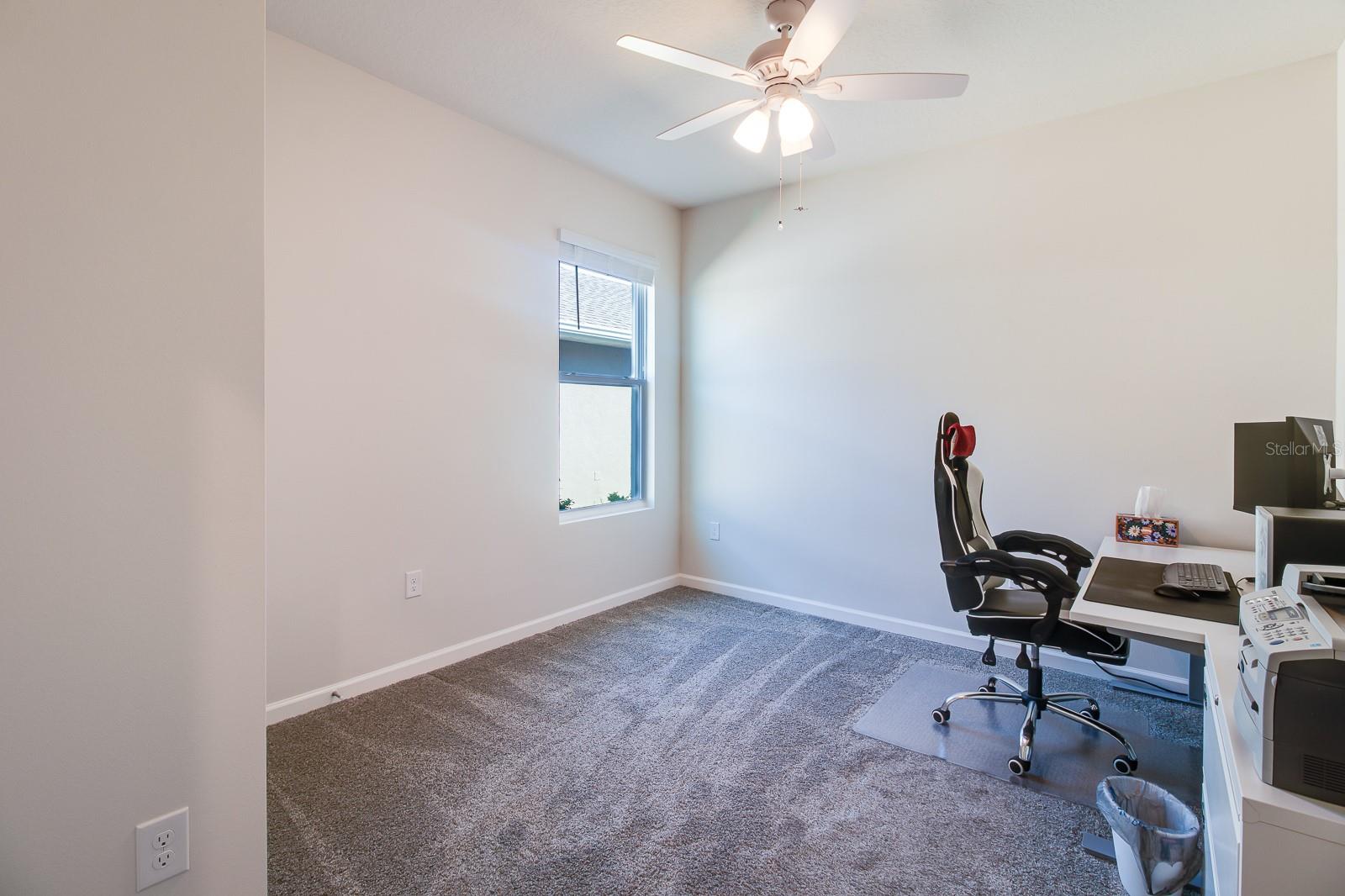 Image 13 of 39 For 1984 Middlebury Drive Se