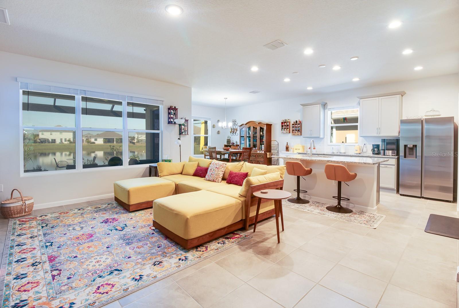 Image 18 of 39 For 1984 Middlebury Drive Se