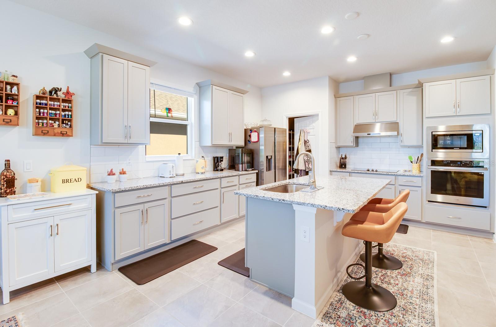 Image 22 of 39 For 1984 Middlebury Drive Se