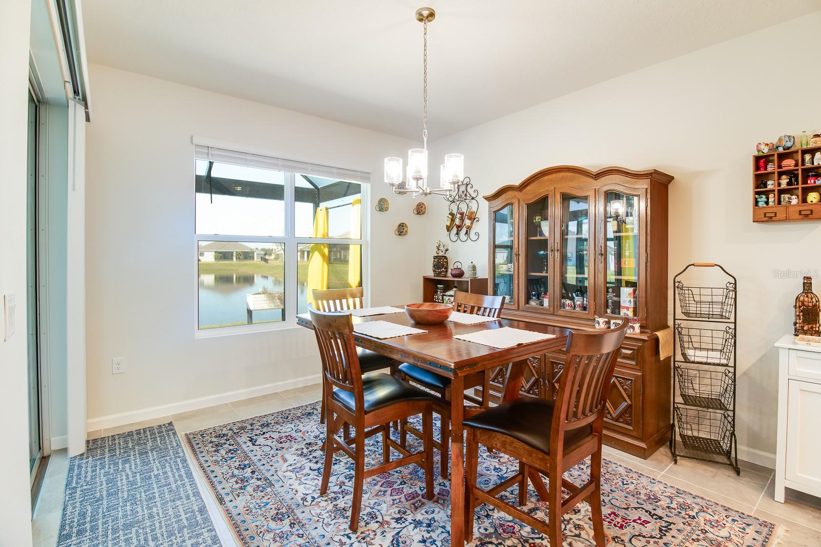 Image 23 of 39 For 1984 Middlebury Drive Se