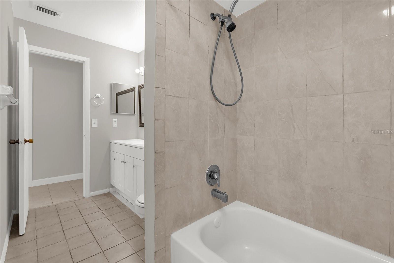 Image 11 of 37 For 387 Iowa Woods Circle W