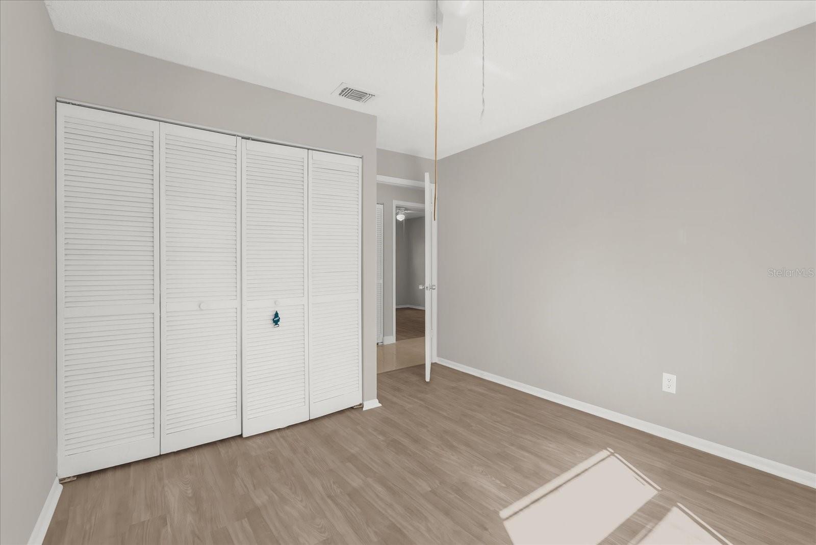 Image 12 of 37 For 387 Iowa Woods Circle W