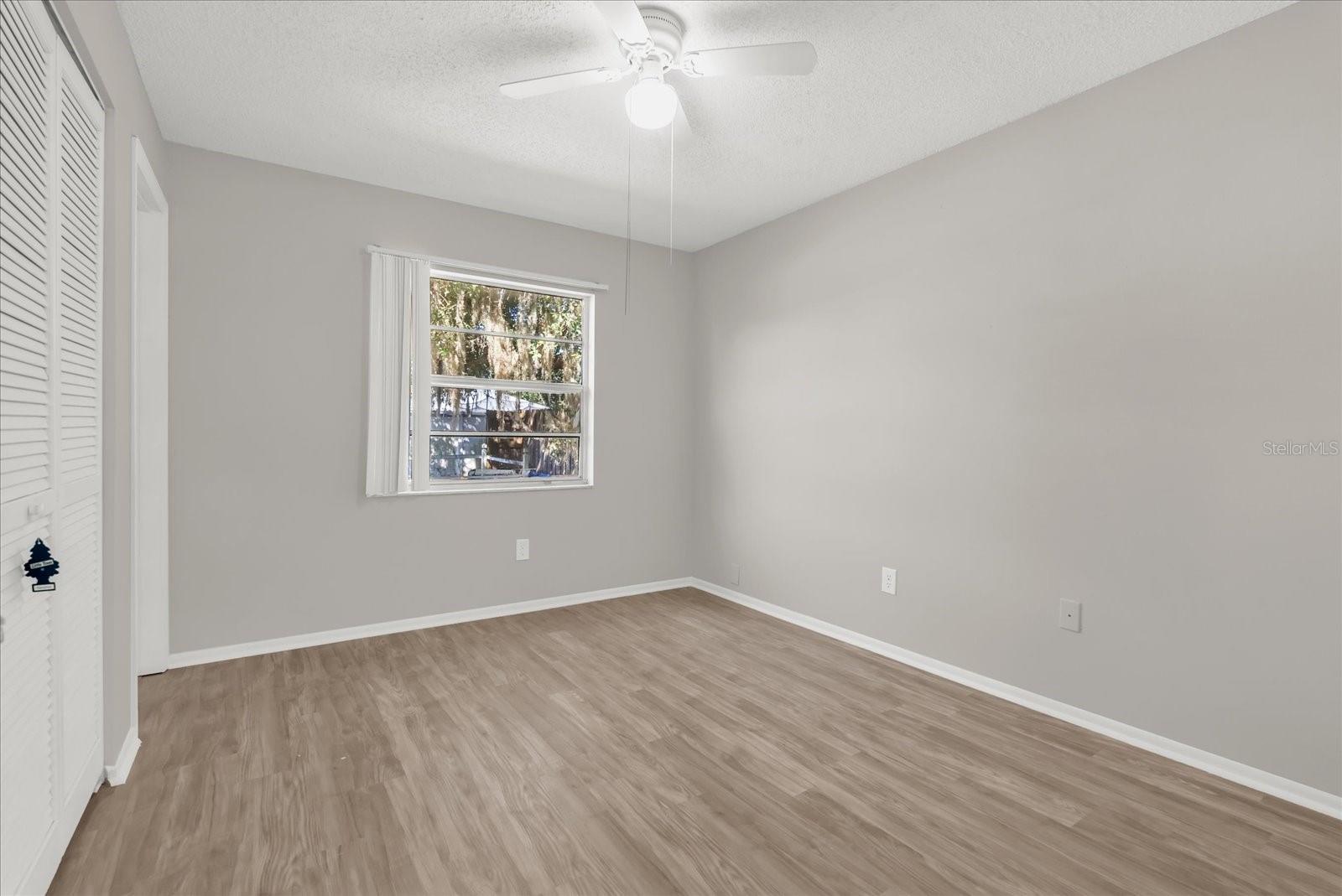 Image 8 of 37 For 387 Iowa Woods Circle W