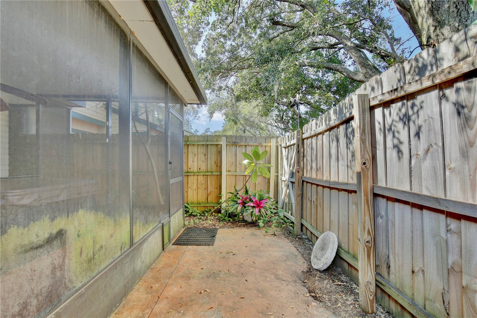 Image 21 of 35 For 2924 Harbour Grace Court