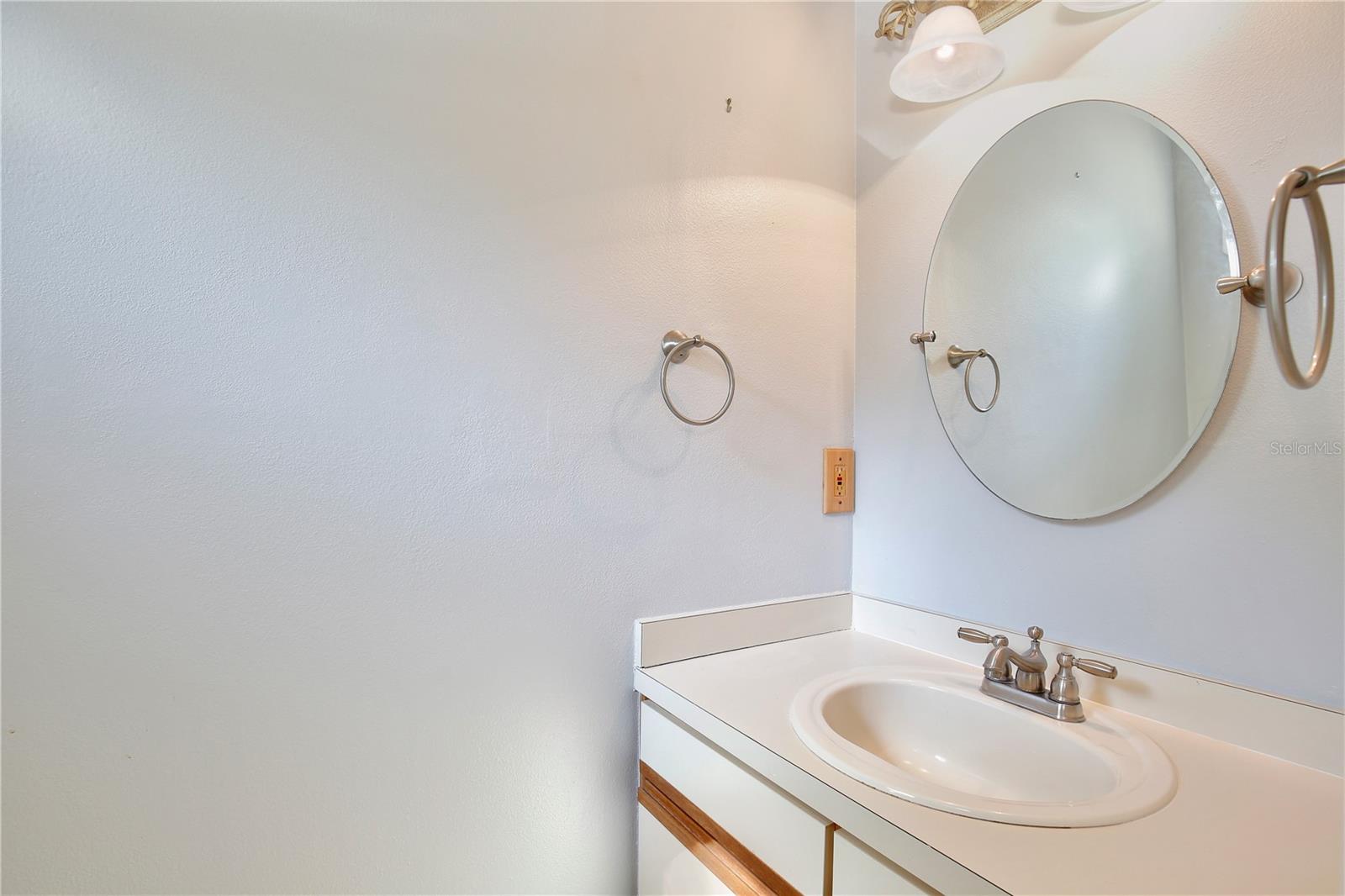 Image 9 of 35 For 2924 Harbour Grace Court