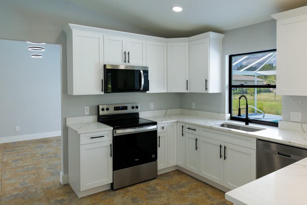 Image 24 of 50 For 1136 Yachtsman Lane