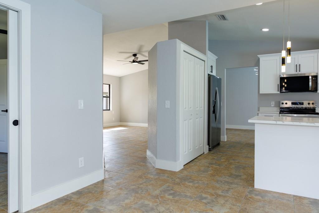 Image 26 of 50 For 1136 Yachtsman Lane