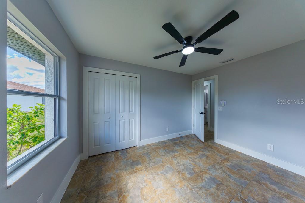 Image 34 of 50 For 1136 Yachtsman Lane