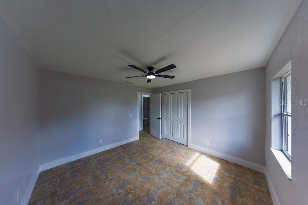 Image 38 of 50 For 1136 Yachtsman Lane