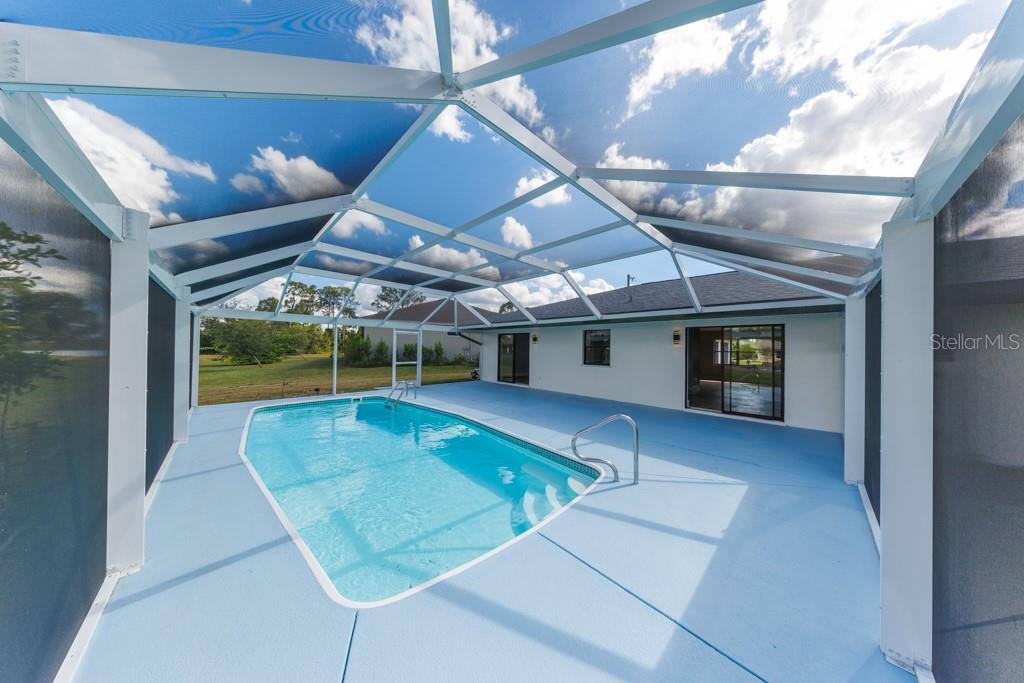 Image 45 of 50 For 1136 Yachtsman Lane