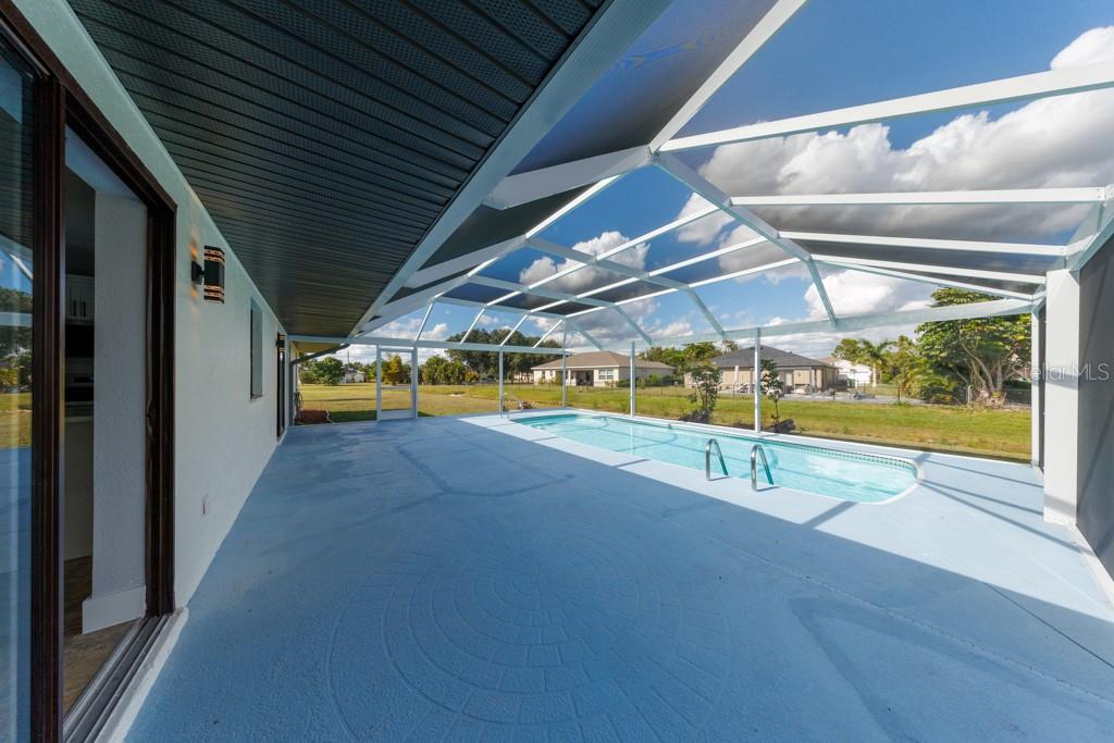 Image 48 of 50 For 1136 Yachtsman Lane