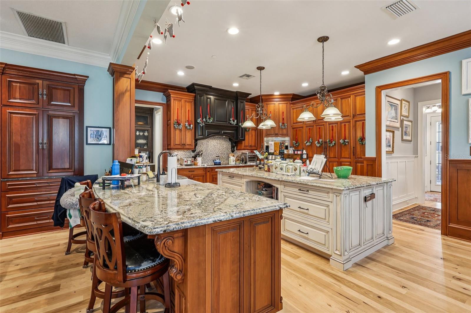 Image 15 of 52 For 310 Acadia Lane