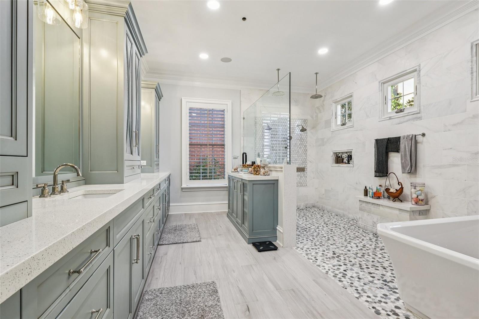 Image 28 of 52 For 310 Acadia Lane