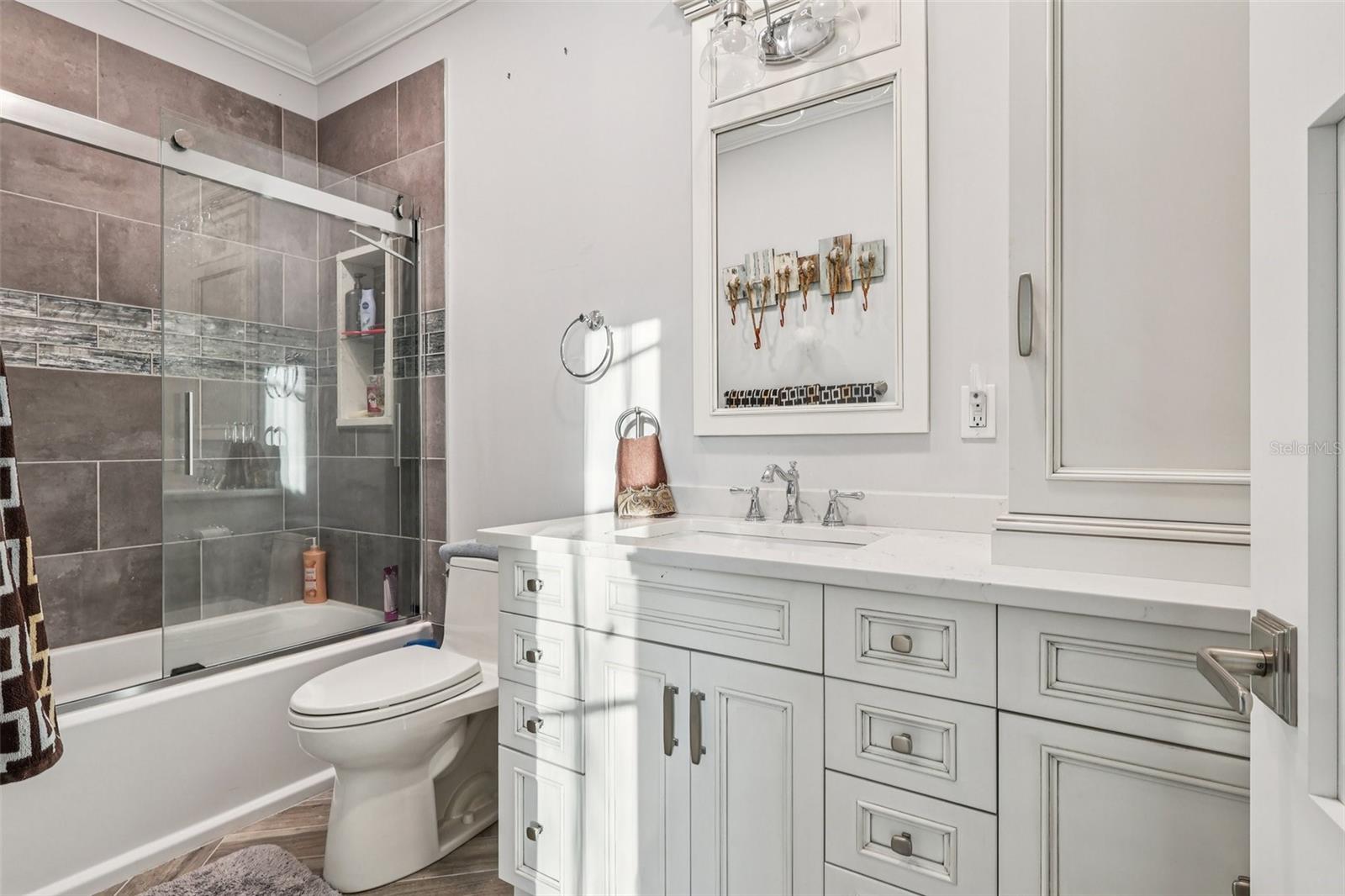 Image 32 of 52 For 310 Acadia Lane