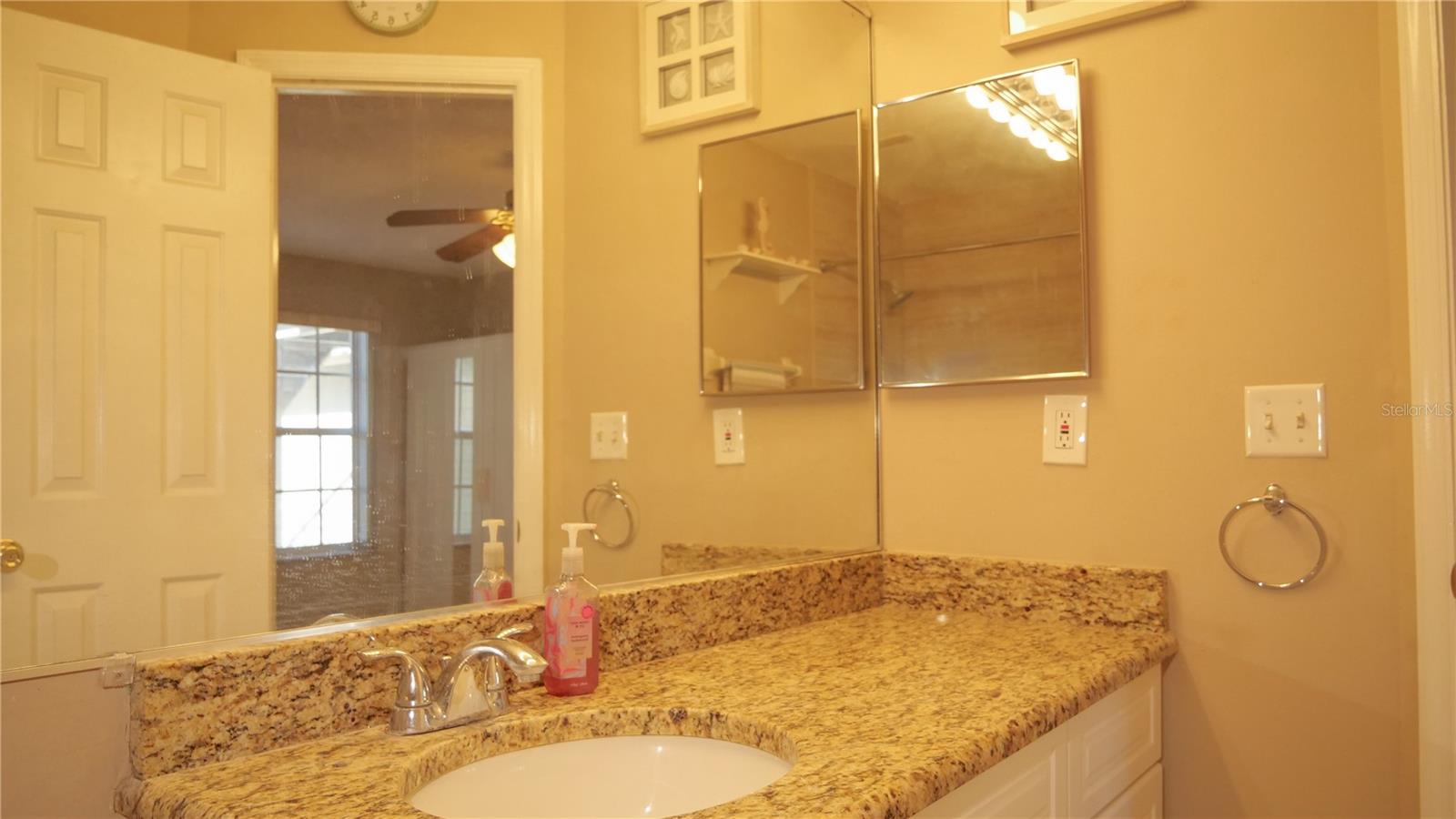 Image 28 of 40 For 964 Helmsle Court 100