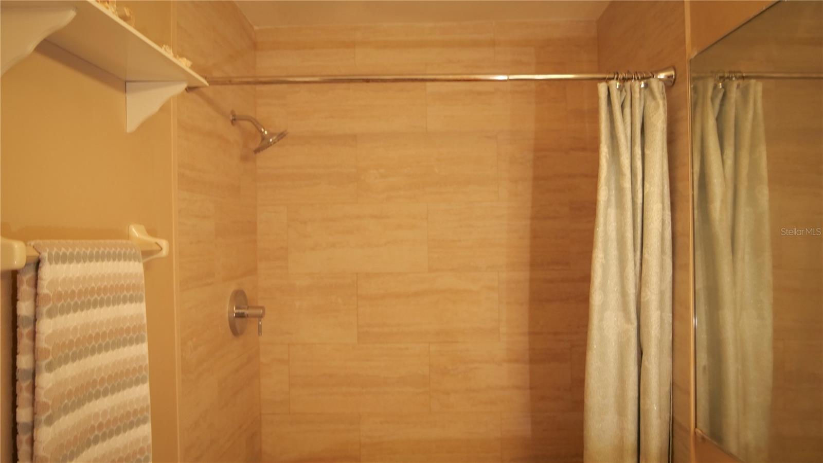 Image 35 of 40 For 964 Helmsle Court 100