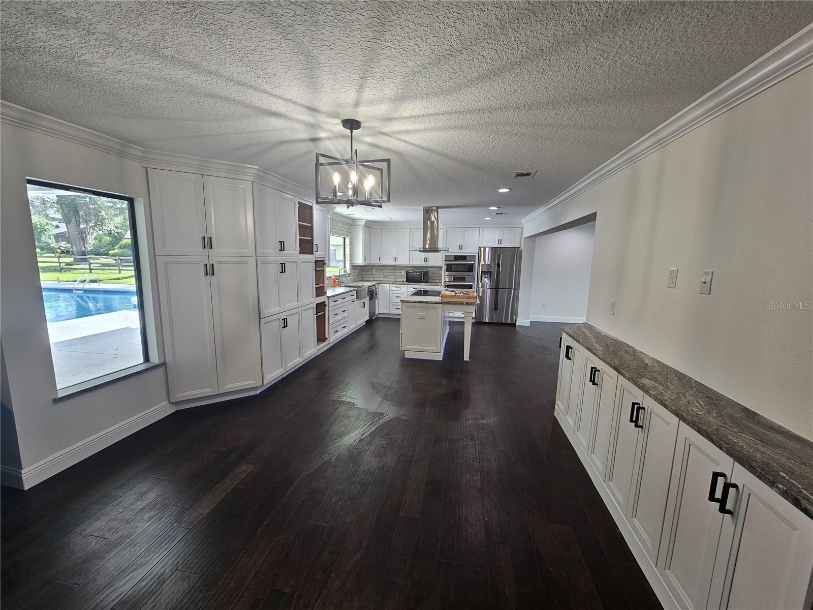 Image 7 of 23 For 3575 24th Avenue Road