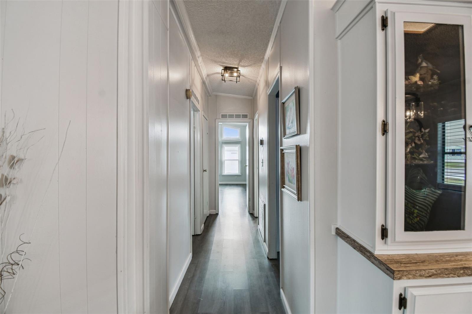 Image 11 of 32 For 711 Polo Park Boulevard