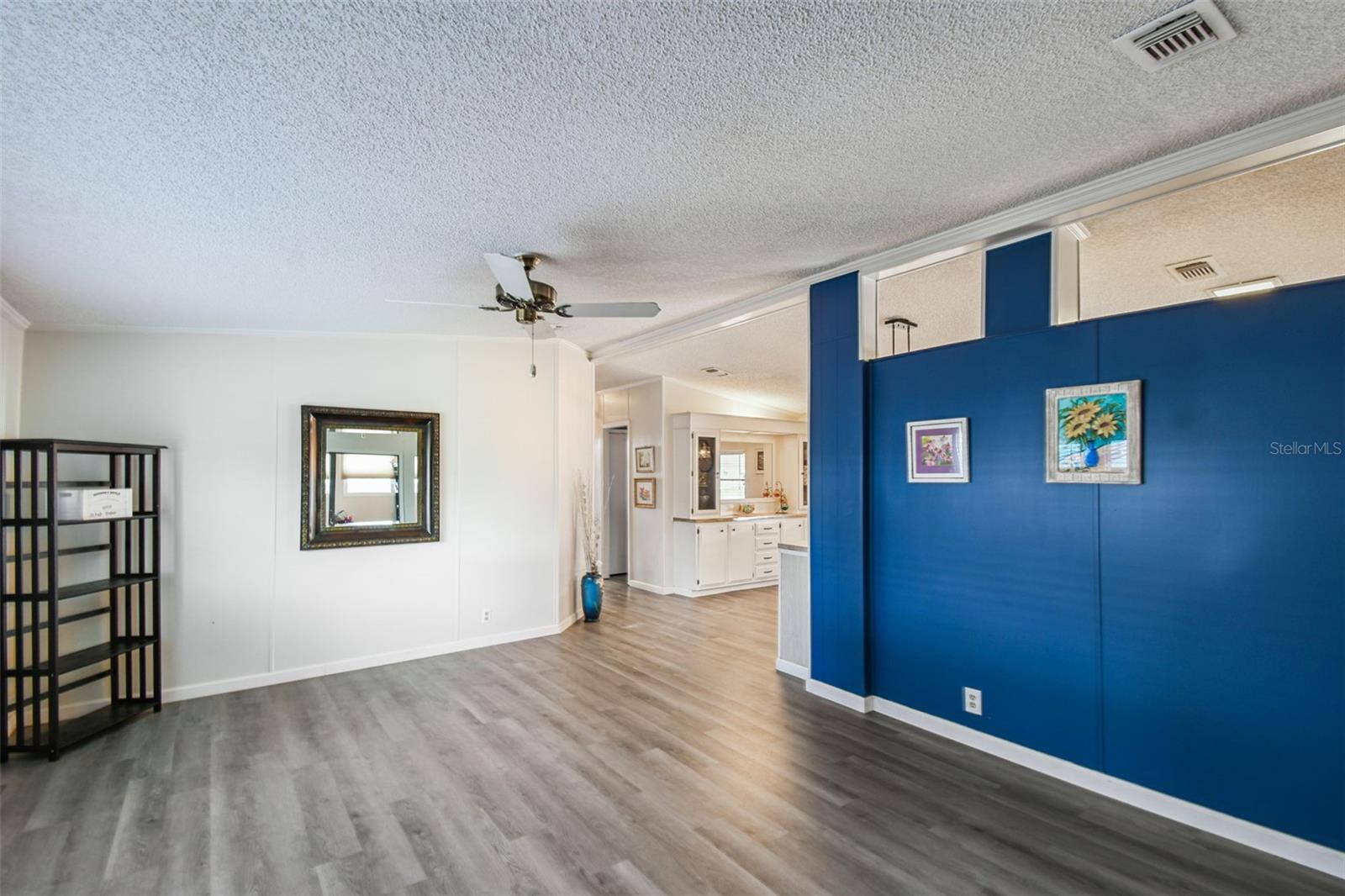 Image 12 of 32 For 711 Polo Park Boulevard