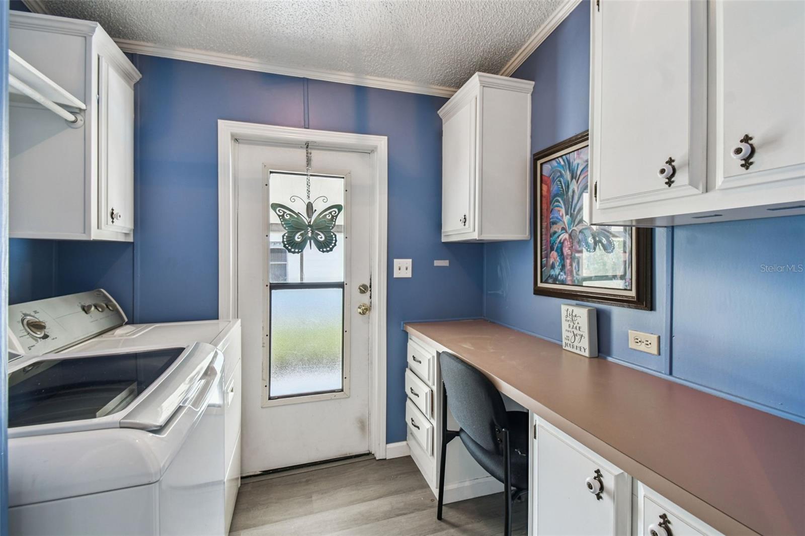 Image 16 of 32 For 711 Polo Park Boulevard