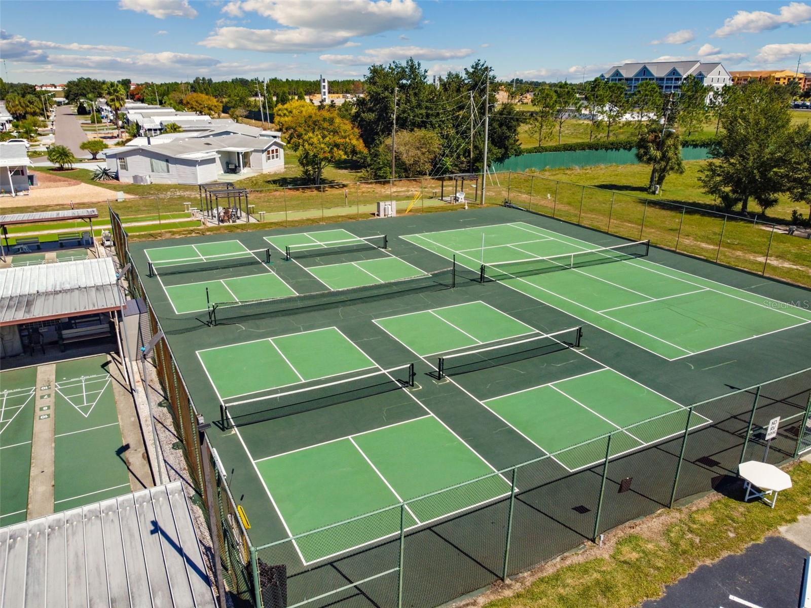 Image 30 of 32 For 711 Polo Park Boulevard