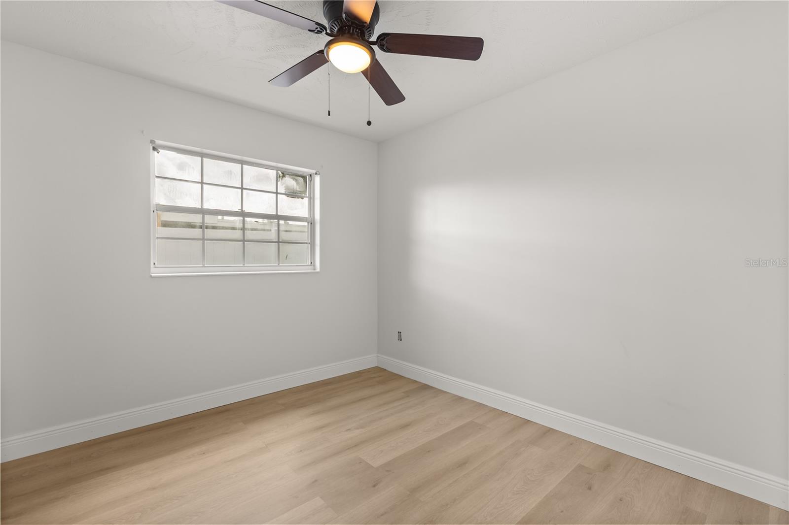 Image 17 of 27 For 3642 Periwinkle Drive