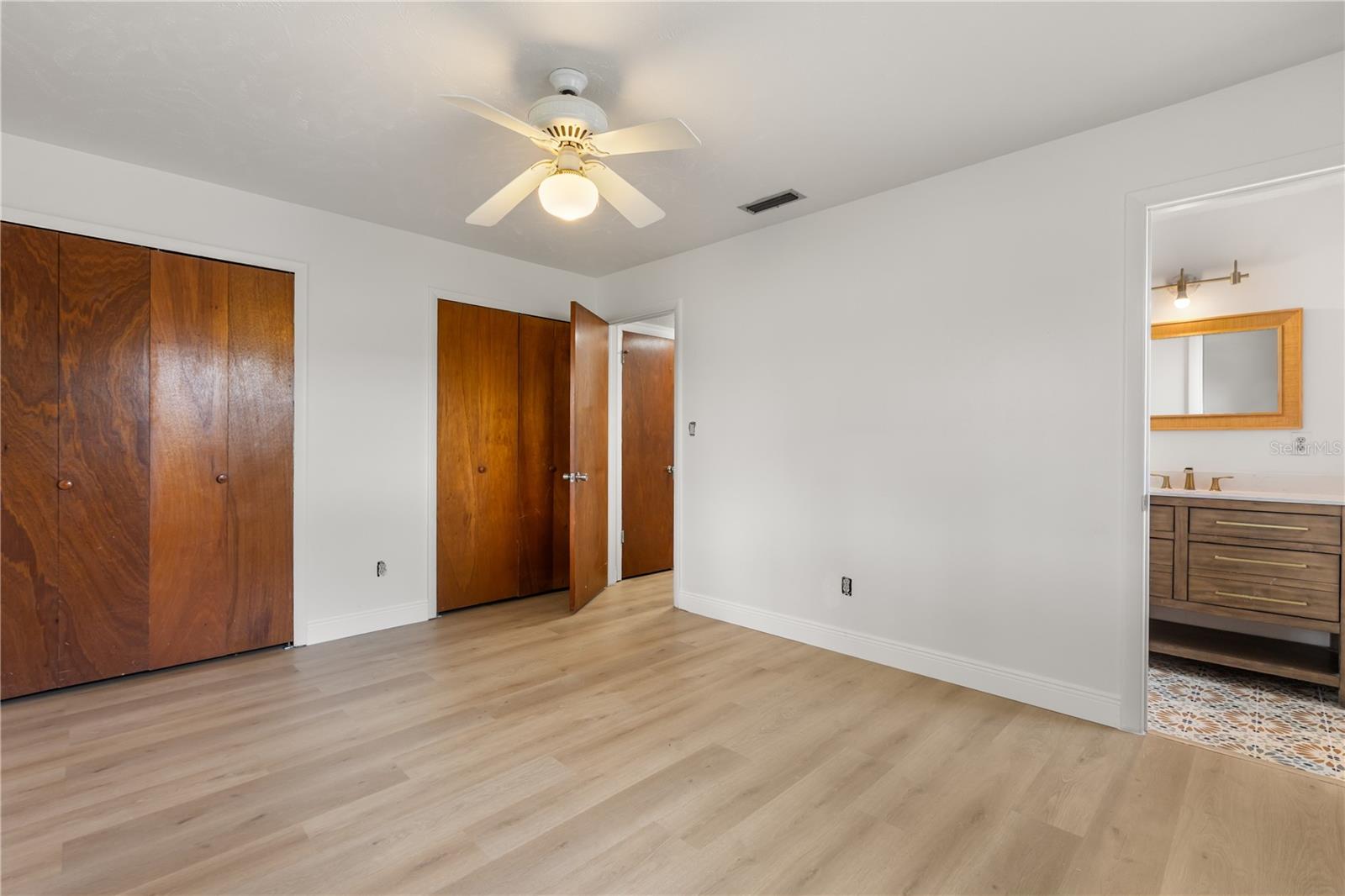 Image 22 of 27 For 3642 Periwinkle Drive