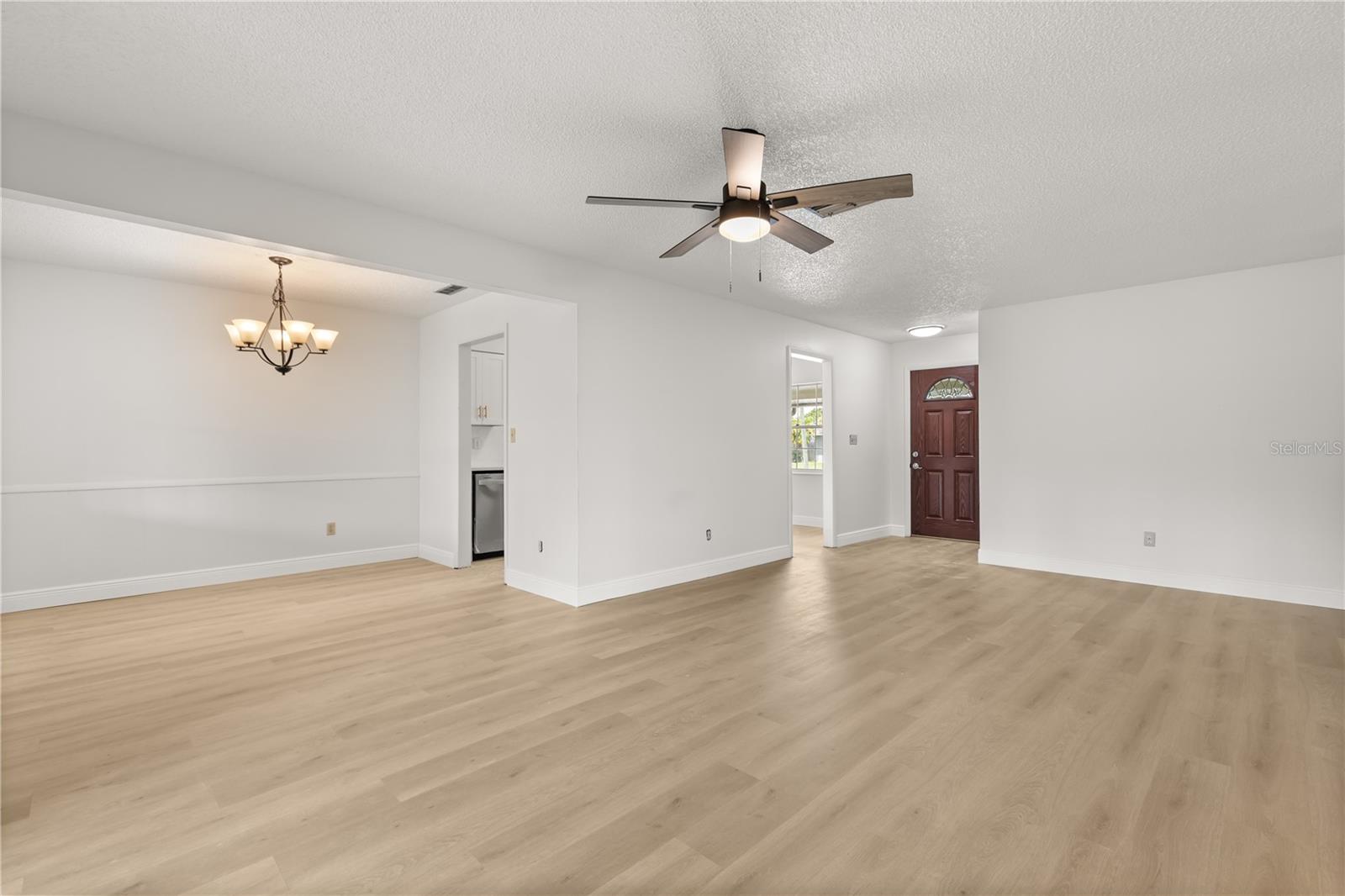 Image 3 of 27 For 3642 Periwinkle Drive