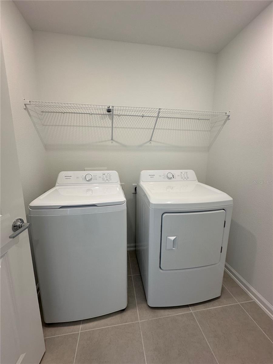 Image 7 of 29 For 5695 Ficus Aurea St