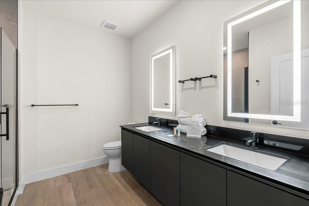 Image 16 of 28 For 1385 Peaceful Way