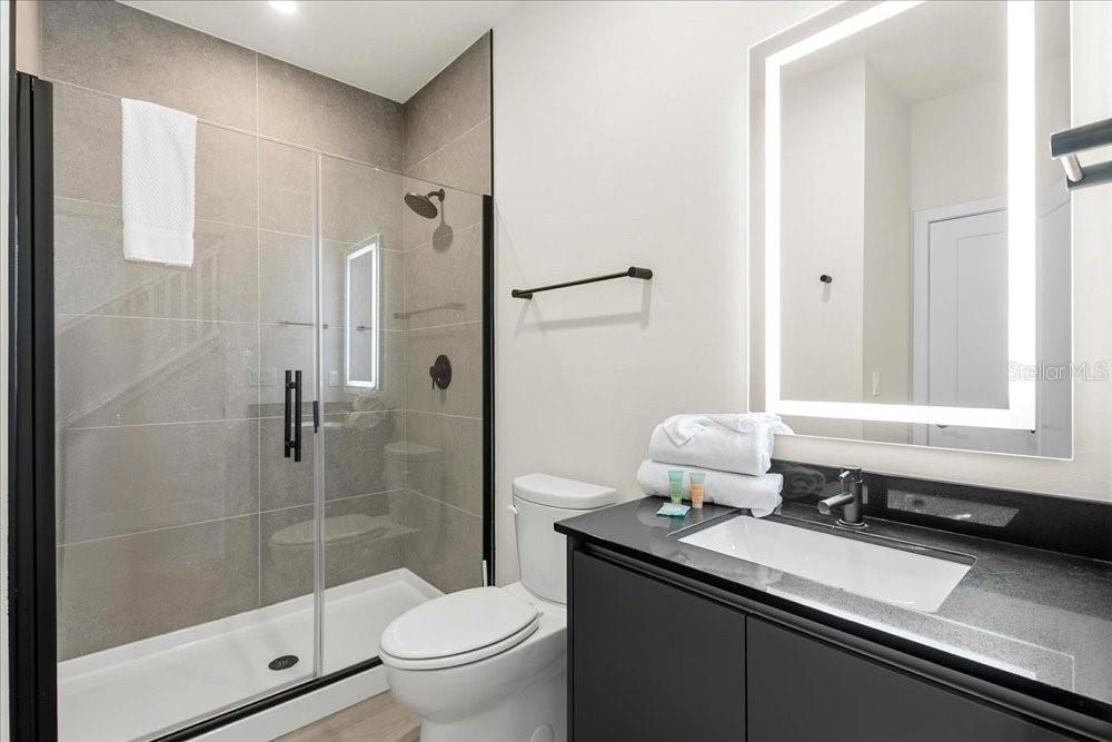 Image 22 of 28 For 1385 Peaceful Way