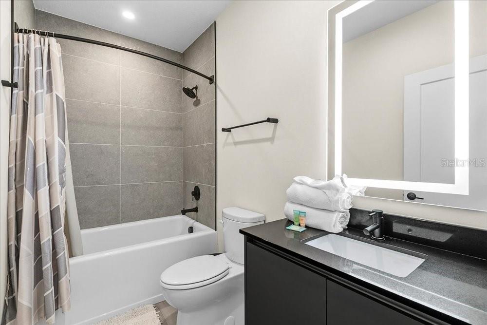 Image 23 of 28 For 1385 Peaceful Way