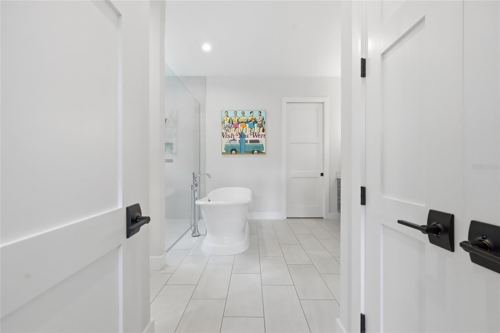 Image 31 of 86 For 15210 Oakland Avenue