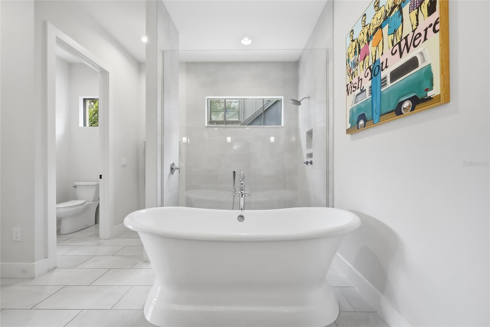 Image 34 of 86 For 15210 Oakland Avenue