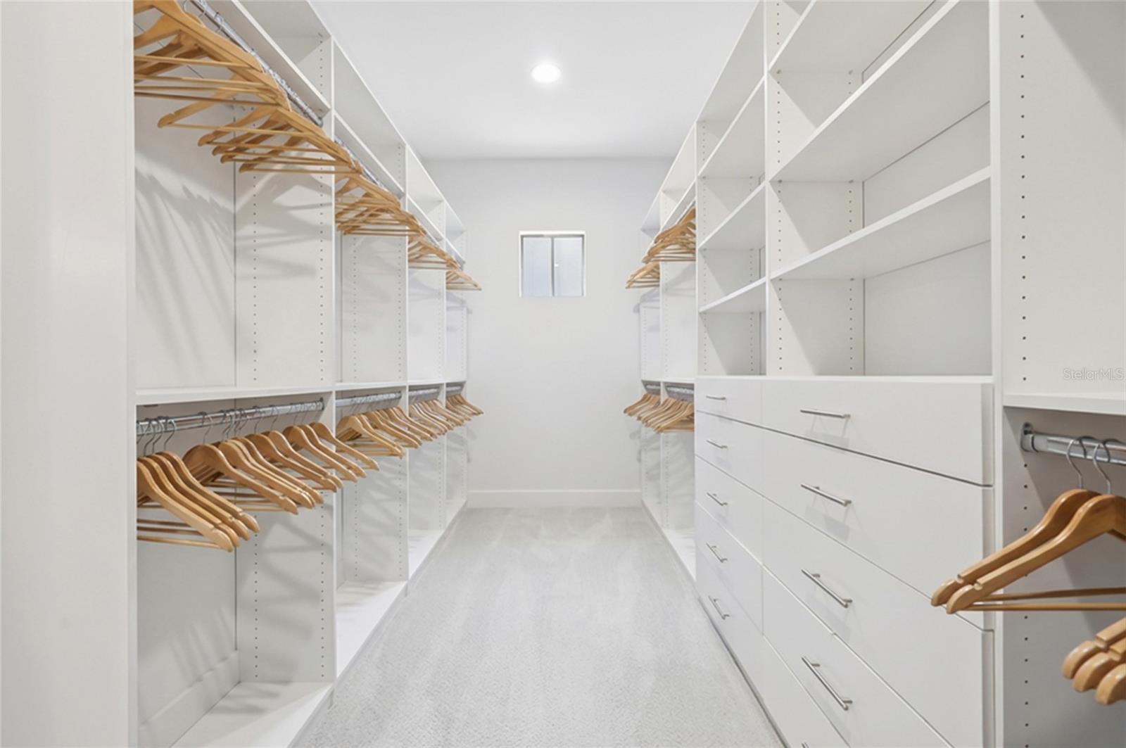 Image 39 of 86 For 15210 Oakland Avenue