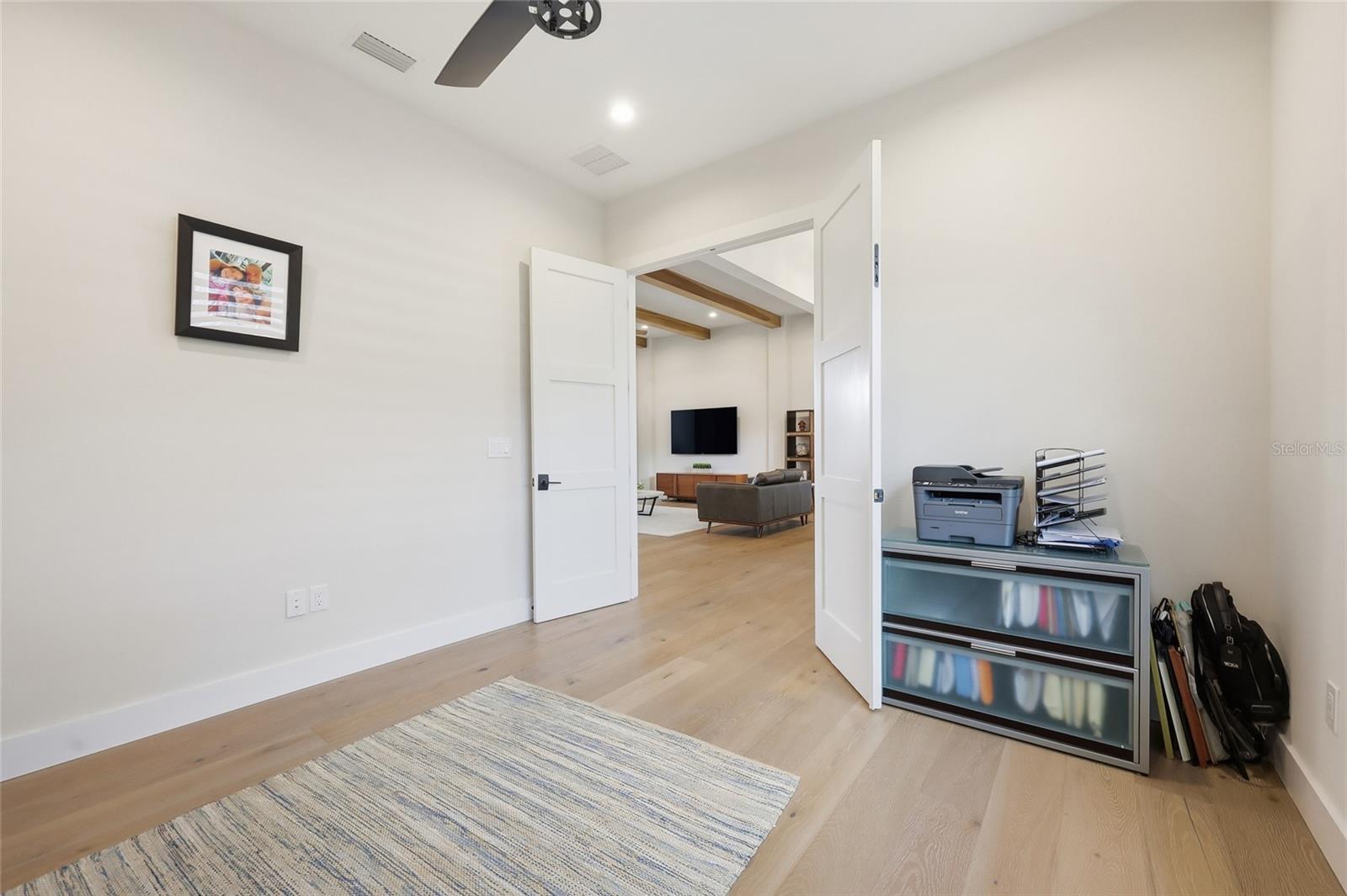 Image 56 of 86 For 15210 Oakland Avenue