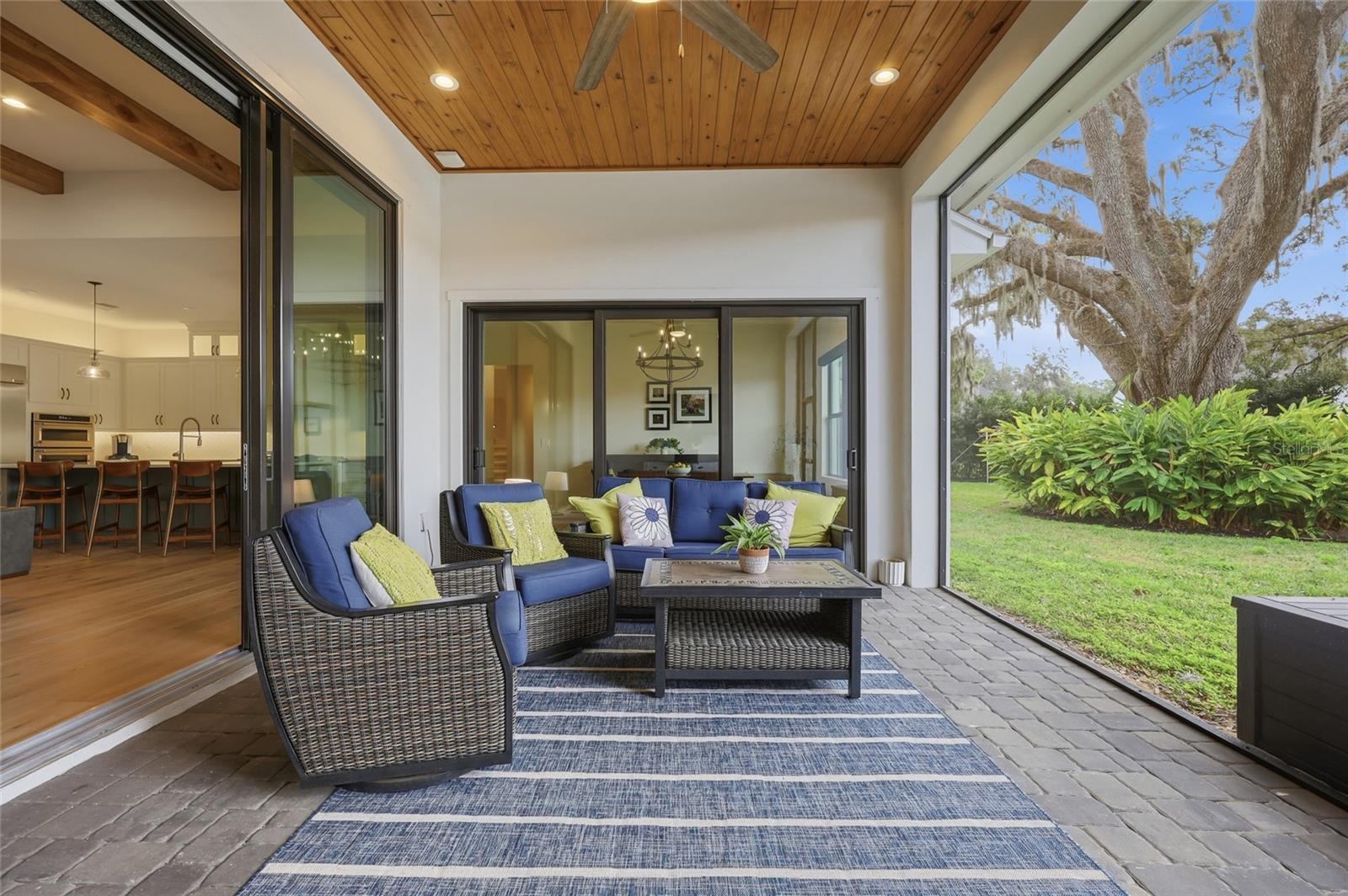 Image 64 of 86 For 15210 Oakland Avenue