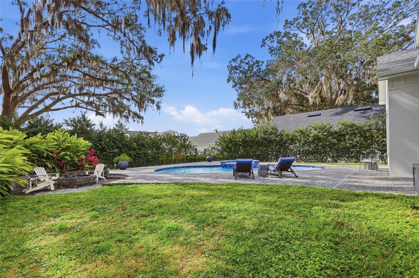 Image 75 of 86 For 15210 Oakland Avenue