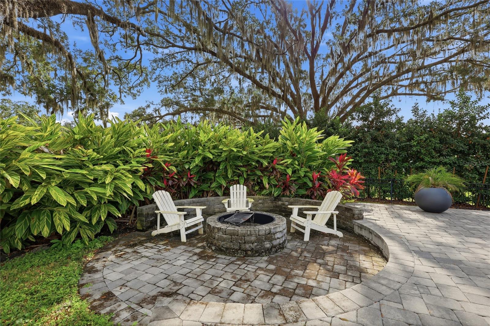 Image 79 of 86 For 15210 Oakland Avenue